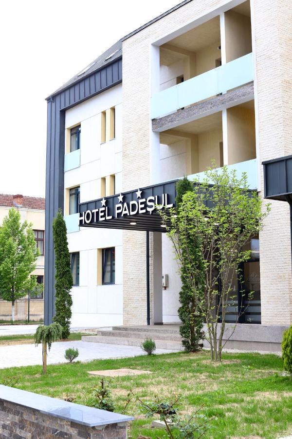 Făget Hotel Padesul المظهر الخارجي الصورة